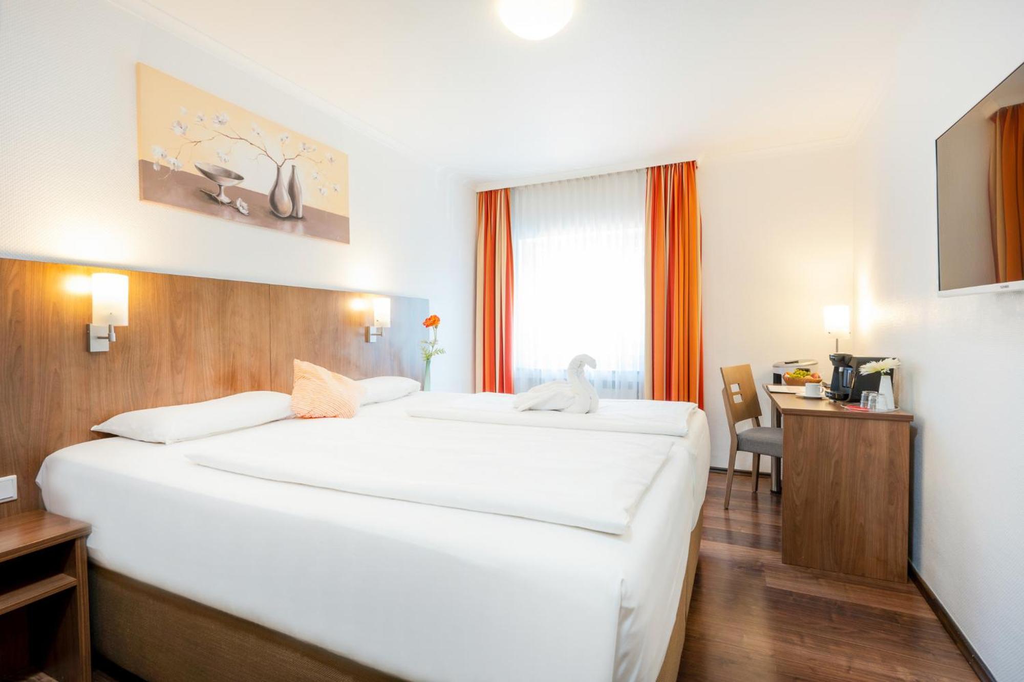 Triton Hotell Köln Rom bilde